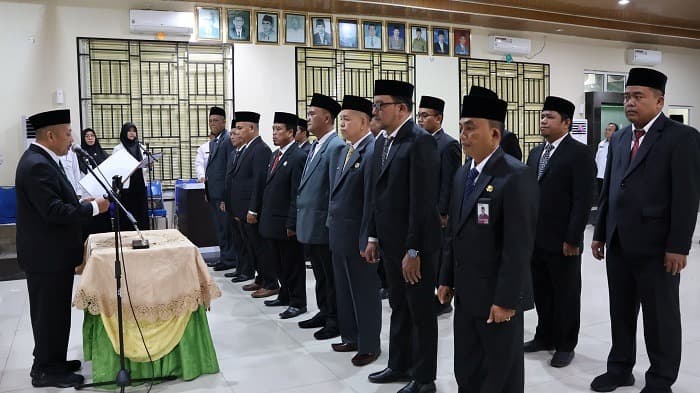 Tekankan Integritas dan Kinerja, Kakanwil Kemenag Riau Lantik 15 Kepala KUA se-Kampar