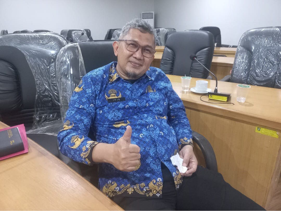 Breaking News: Kadiskes Kampar Mundur Mendadak, Alasan Masih Misterius