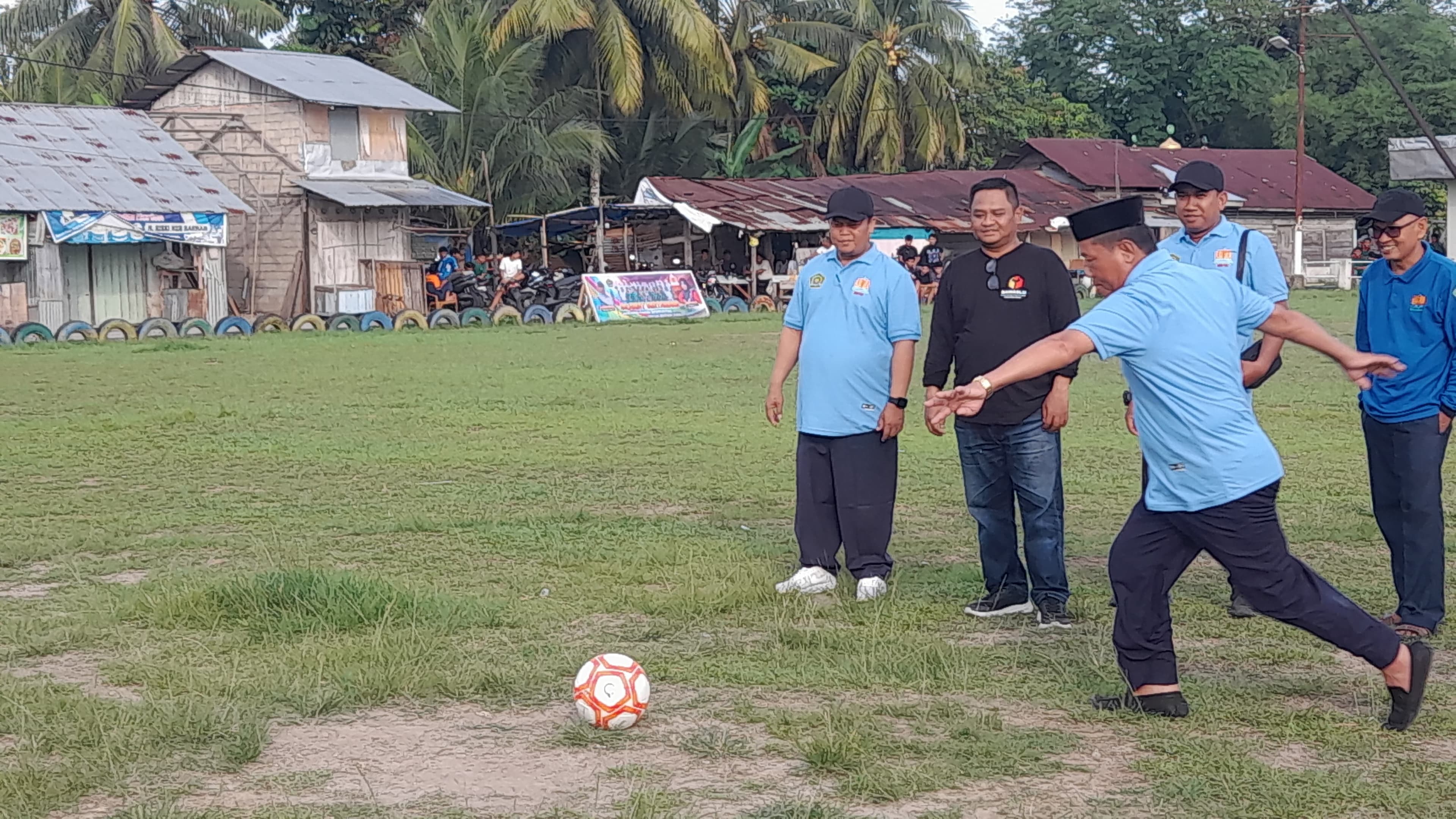 Buka MAN CUP 2026, Kakan Kemenag Kampar Kobarkan Semangat Prestasi dan Sportivitas Generasi Madrasah