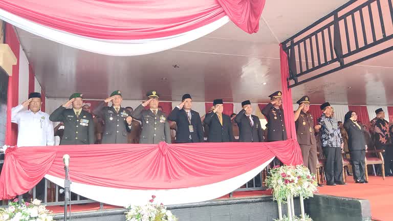 Kakan Kemenag Kampar Hadiri Upacara HUT Damkar, Satpol PP dan Satlinmas, Tegaskan Pentingnya Sinergi Pelayanan untuk Masyarakat