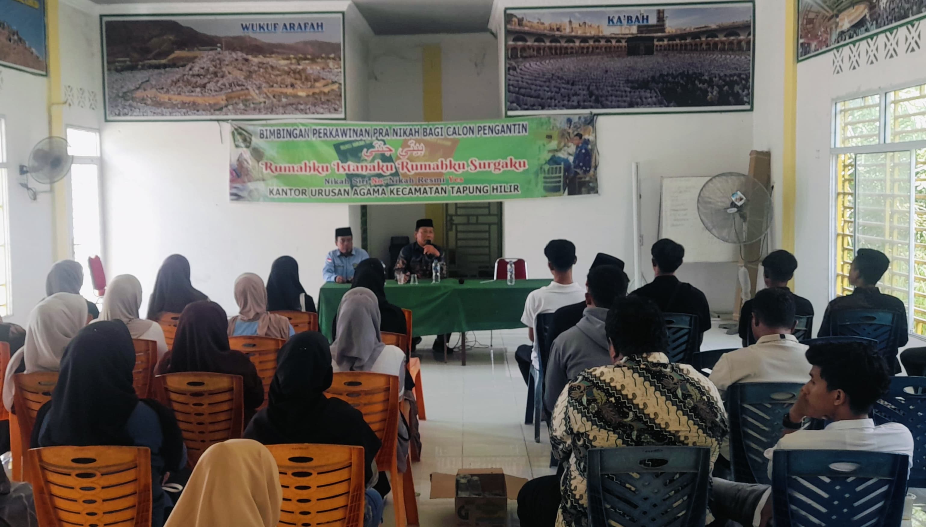 Bimwin di Tapung Hilir, Kakan Kemenag Kampar Erizon: Pernikahan Bukan Sekadar Pesta, Tapi Ibadah Seumur Hidup