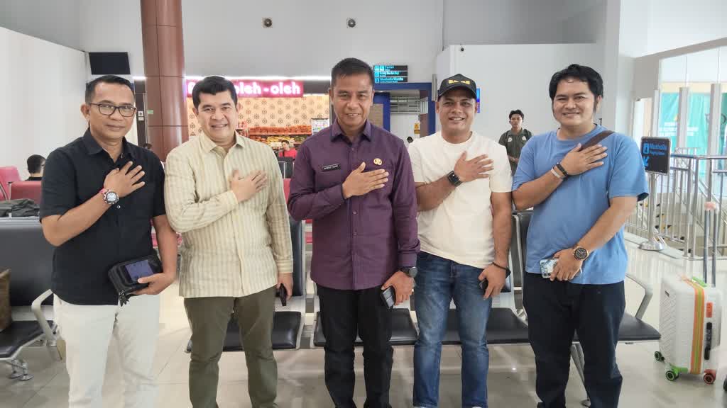 Plh Kepala Kemenhaj Kampar Taufiq Efendi: Besok Malam Tiba di Batam, Lusa Jamaah Haji Kampar Kembali ke Kampung Halaman