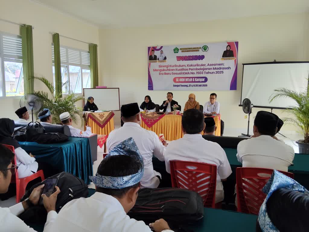 Kasi Penmad Kemenag Kampar: Jangan Hanya Mengajar dari Buku, Hadirkan Pembelajaran Nyata di Dalam Kelas