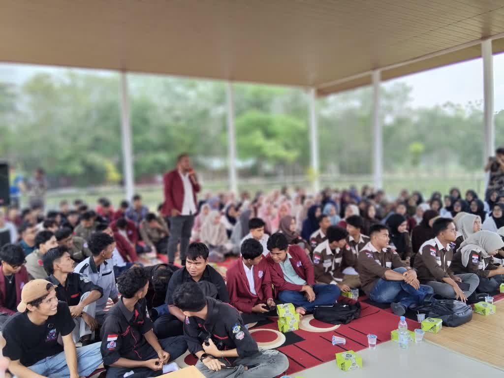 Kisah Mantan Pecandu Narkoba di Hadapan Ratusan Mahasiswa UPTT: “Lingkungan Universitas Pahlawan Menjadi Salah Satu Penyelamat Saya”
